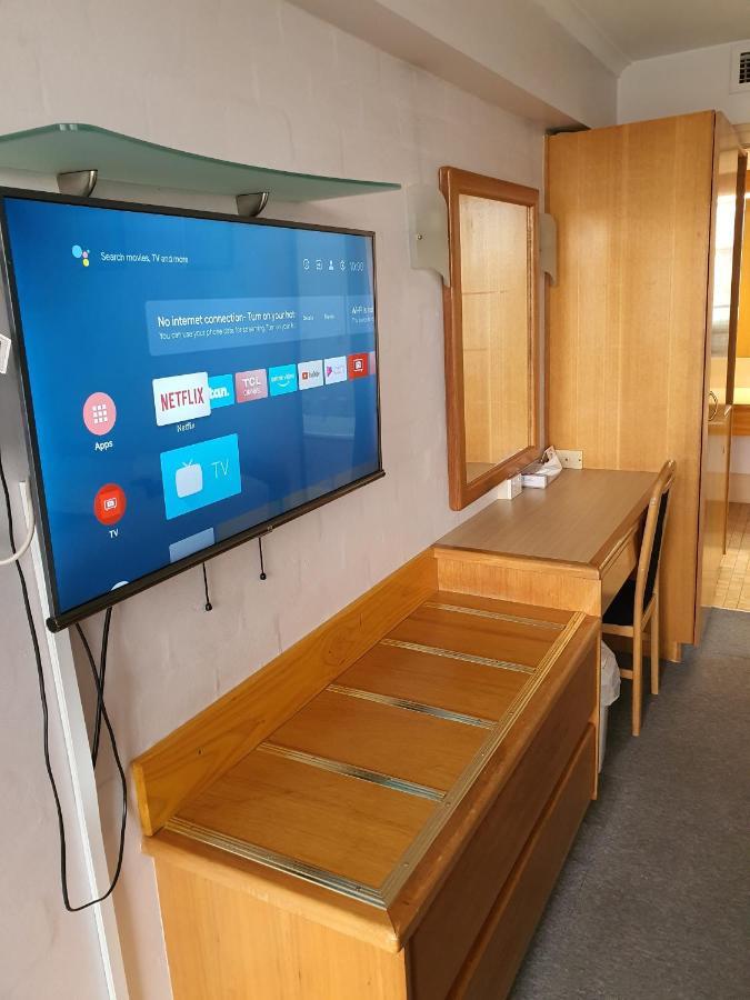 Capital Airport Motel Кеанбеан Екстериор снимка