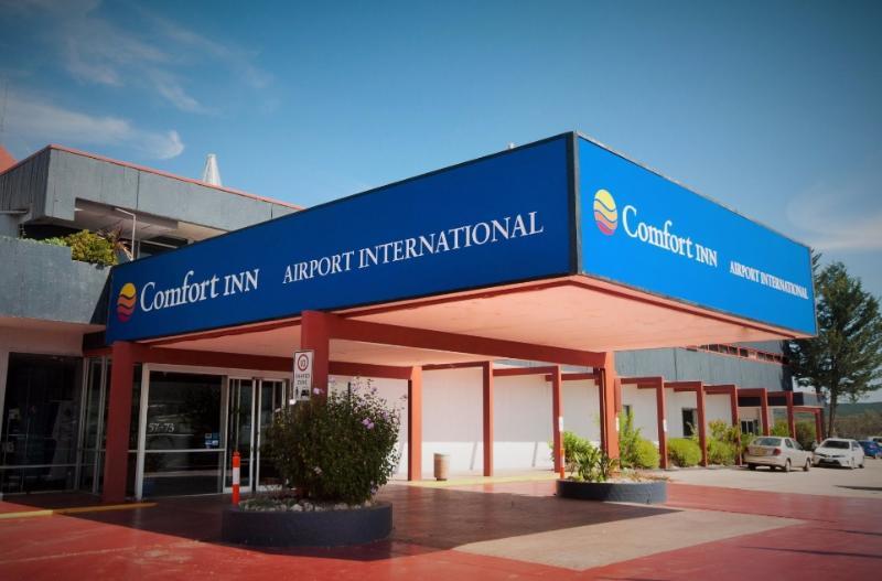 Capital Airport Motel Кеанбеан Екстериор снимка