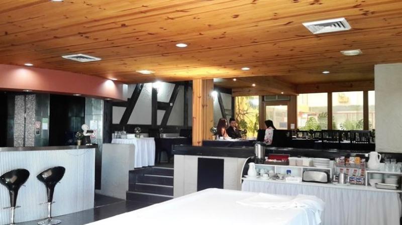 Capital Airport Motel Кеанбеан Екстериор снимка